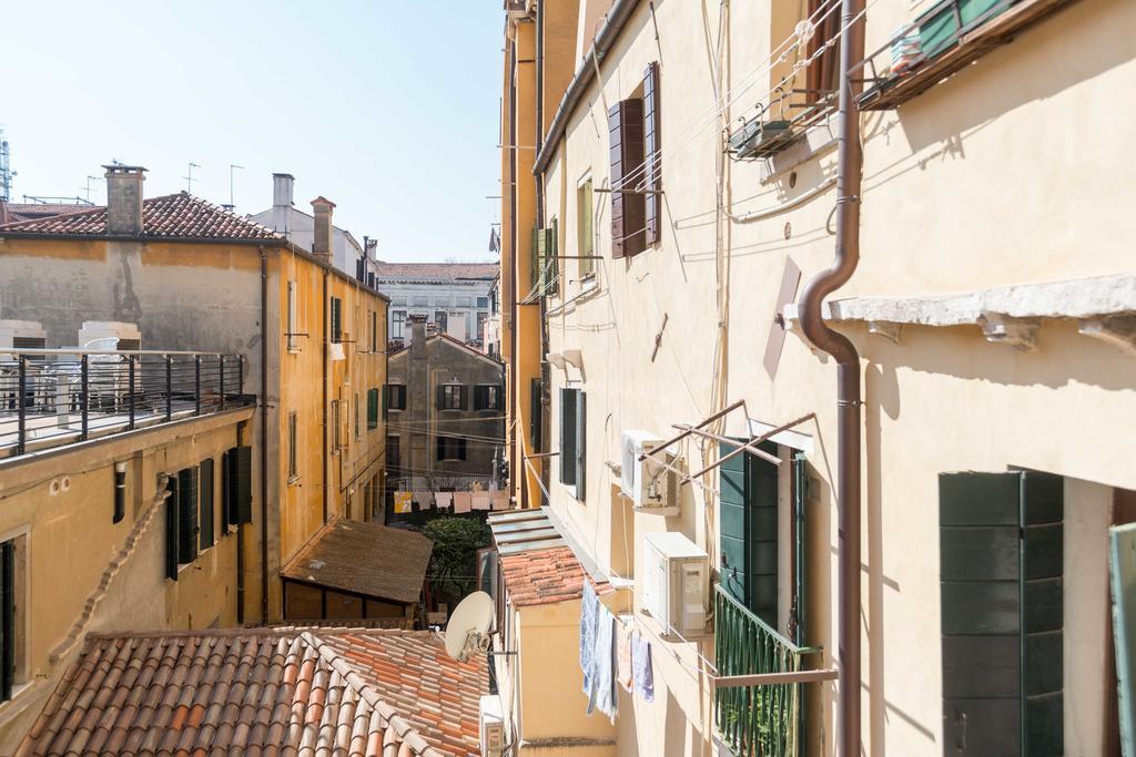 Ferienwohnung Ghetto Modern Apt For 4, Venedig Exterior foto